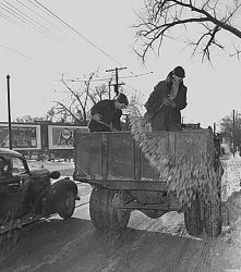 Salting city streets, 1940