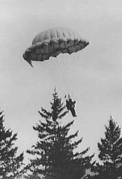 U.S. Forest Service parachutist-firefighter, ca. 1944